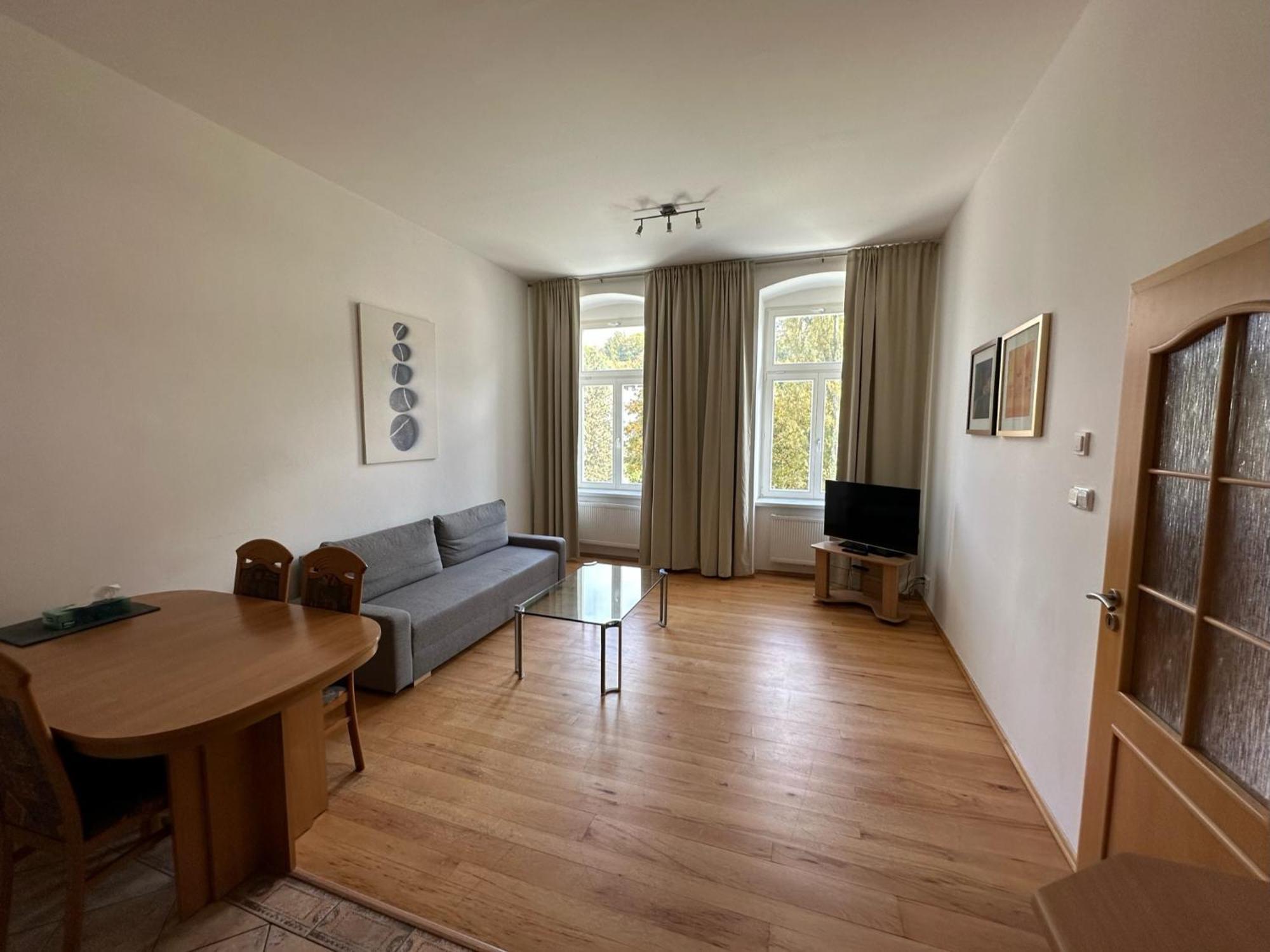 Zahradni Apartment Карлови Вари Екстериор снимка