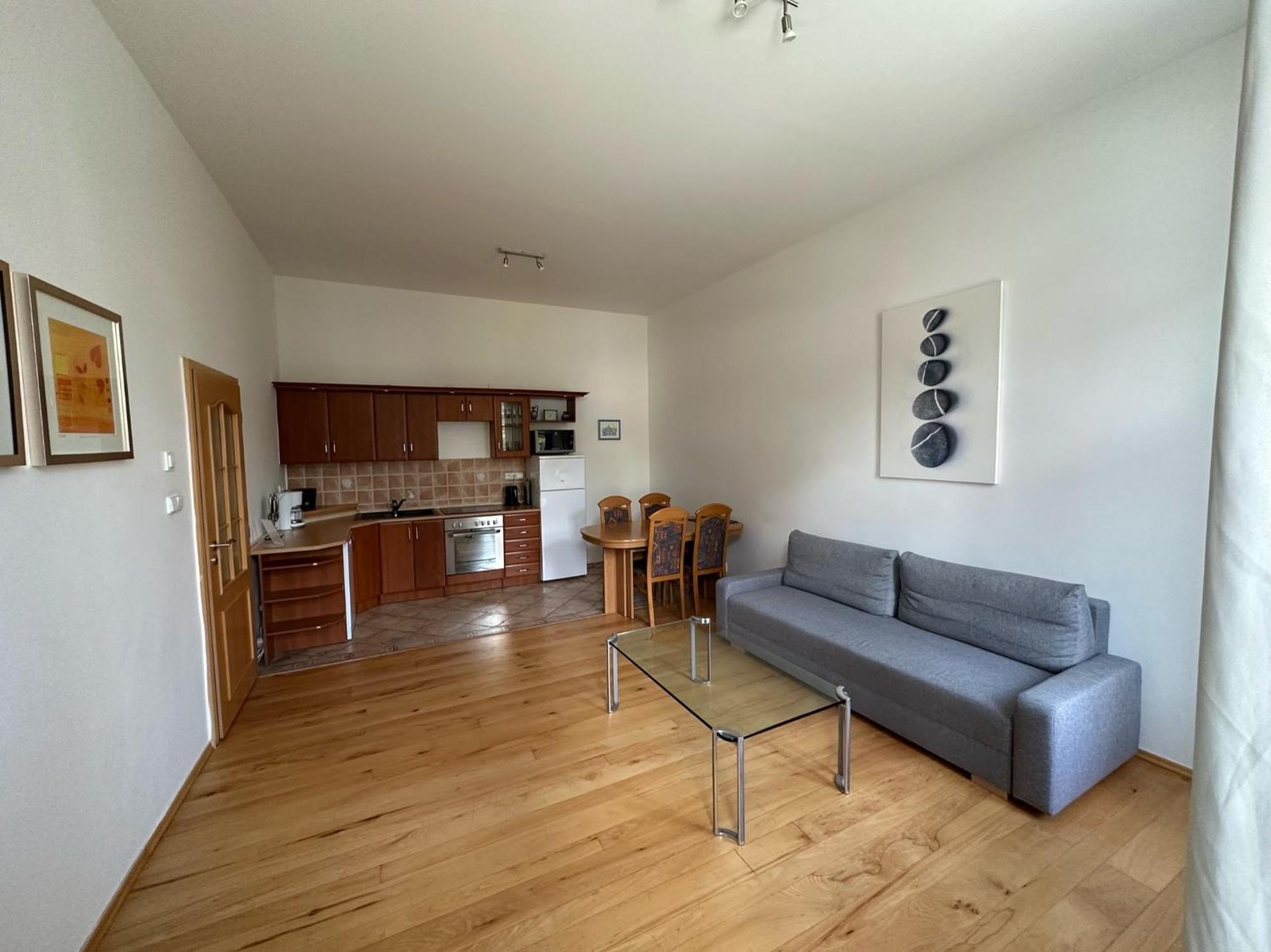 Zahradni Apartment Карлови Вари Екстериор снимка